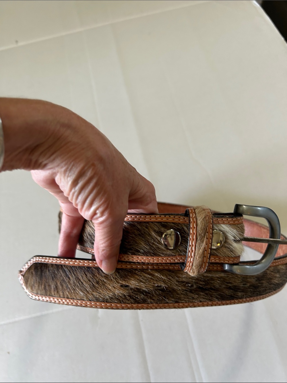 MONTANA SILVERSMITHS VINTAGE WESTERN CALF HAIR COWHIDE LEATHER BELT SZ 32